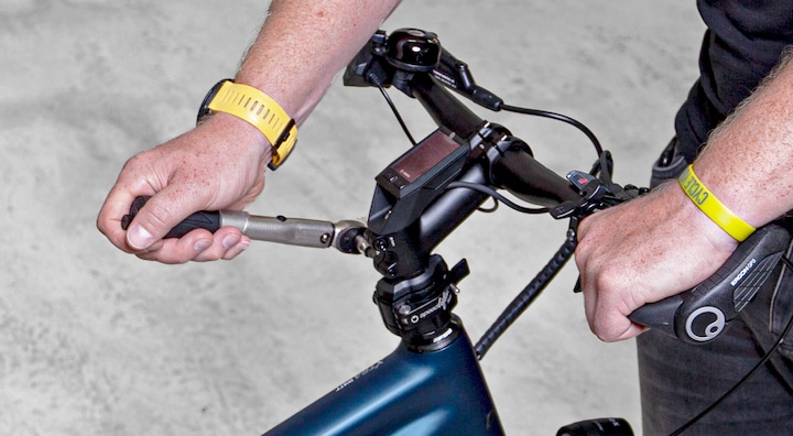 Trekking_e-bike_schritt_4-klein